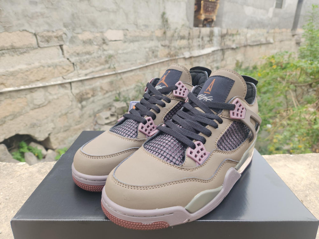 Air Jordan 4 Sneakers – Taupe Brown/Black