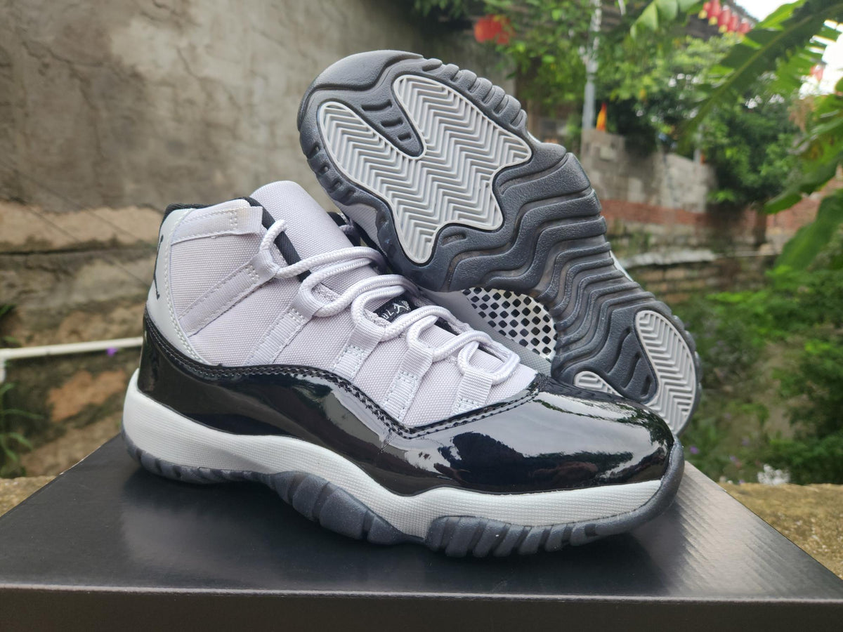 Air Jordan 11 High-Top Sneakers – Grey/Black